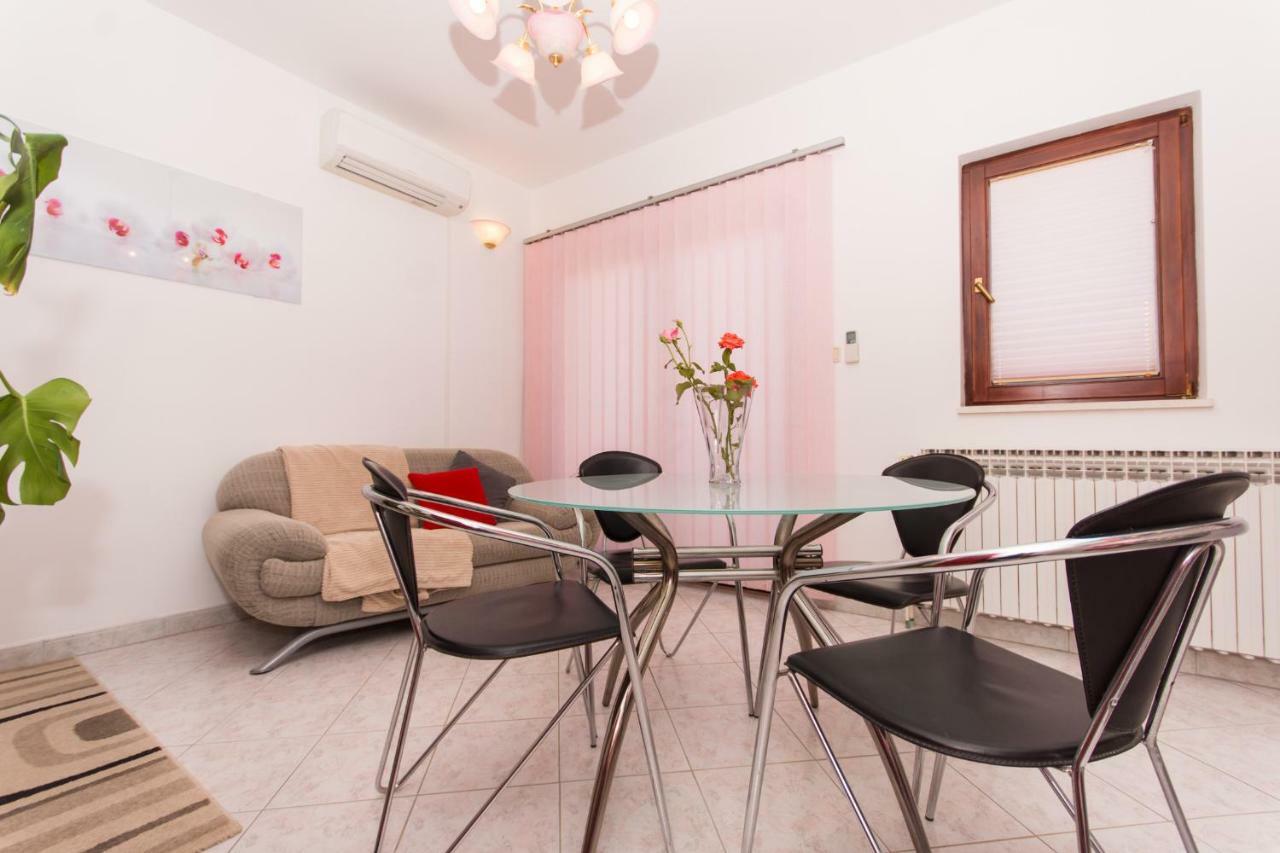 Apartman Mina Трогир Экстерьер фото